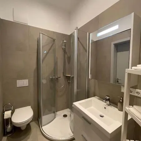 Apartment - Schweriner Altstadt - 8 *